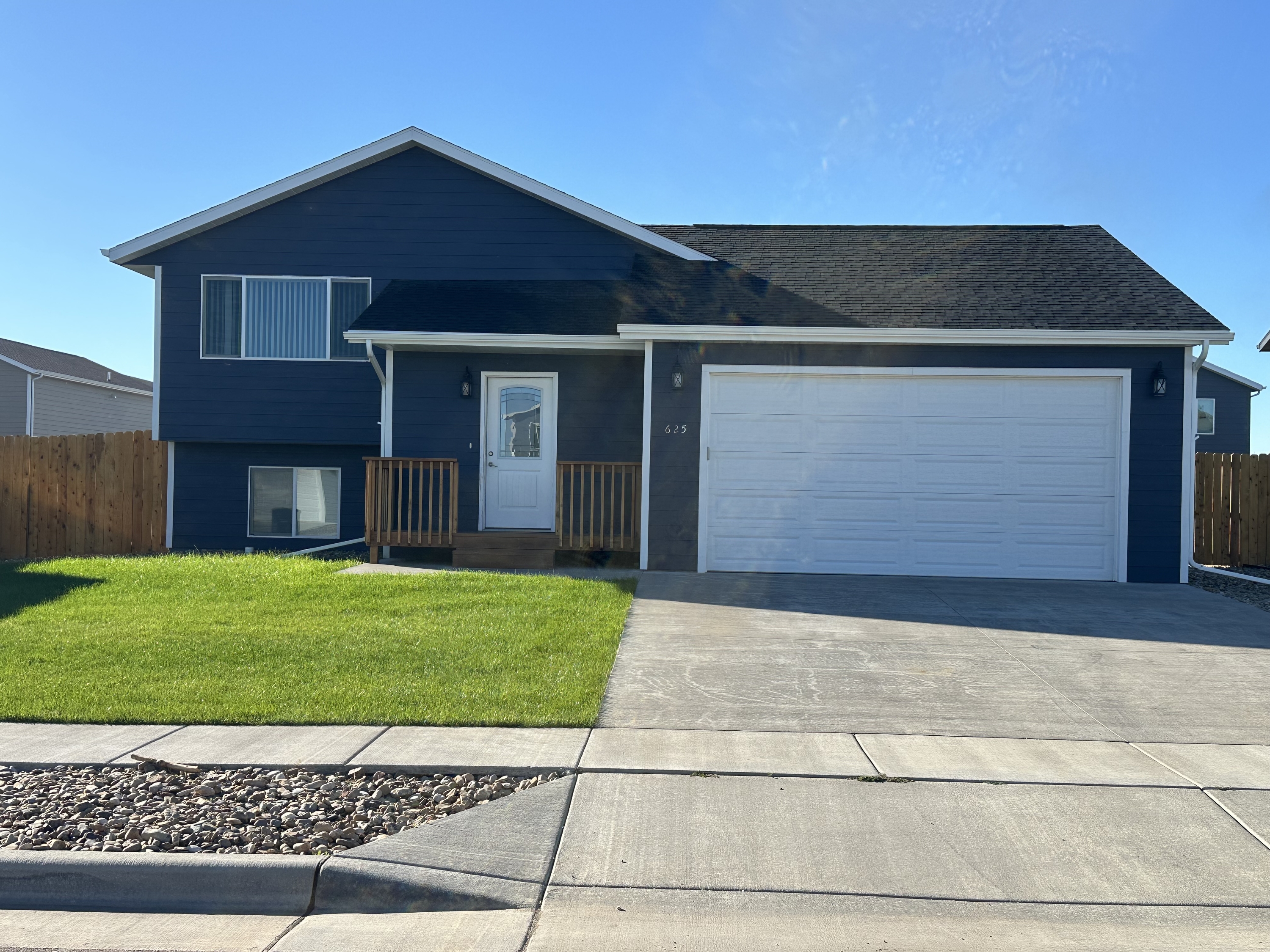 625 Civil Way
